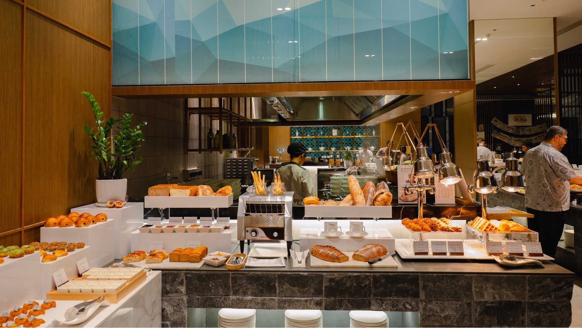 Holiday Buffet Setup Guide for Caterers and Corporate Event Planners